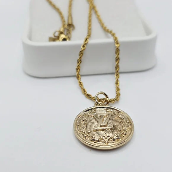Authentic Louis Vuitton Medallion Necklace. On Waterproof Atolea Chain. - Picture 4 of 6